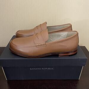 Banana Republic Men's Tan Leather Loafers